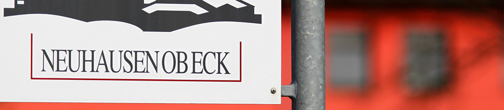 Schild mit Logo Gemeinde Neuhausen ob Eck
